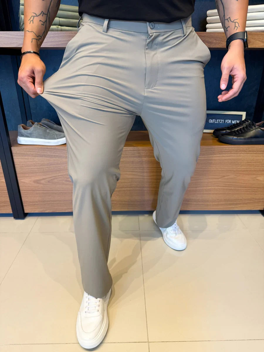 [COMPRE 1 LEVE 3] Calça de alfaiataria - Techkhaki
